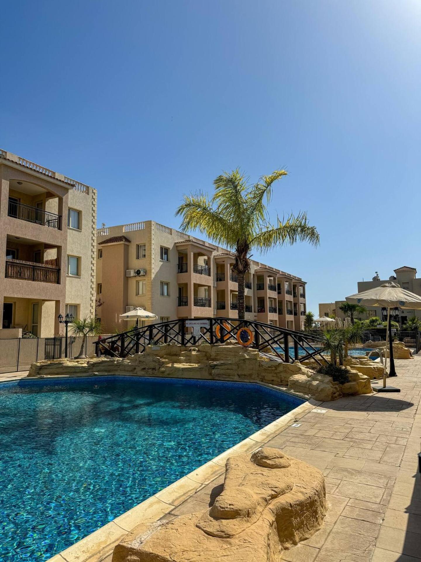 Апартаменти Royal-Seacrest Oasis, Pool-Side Пафос Екстер'єр фото